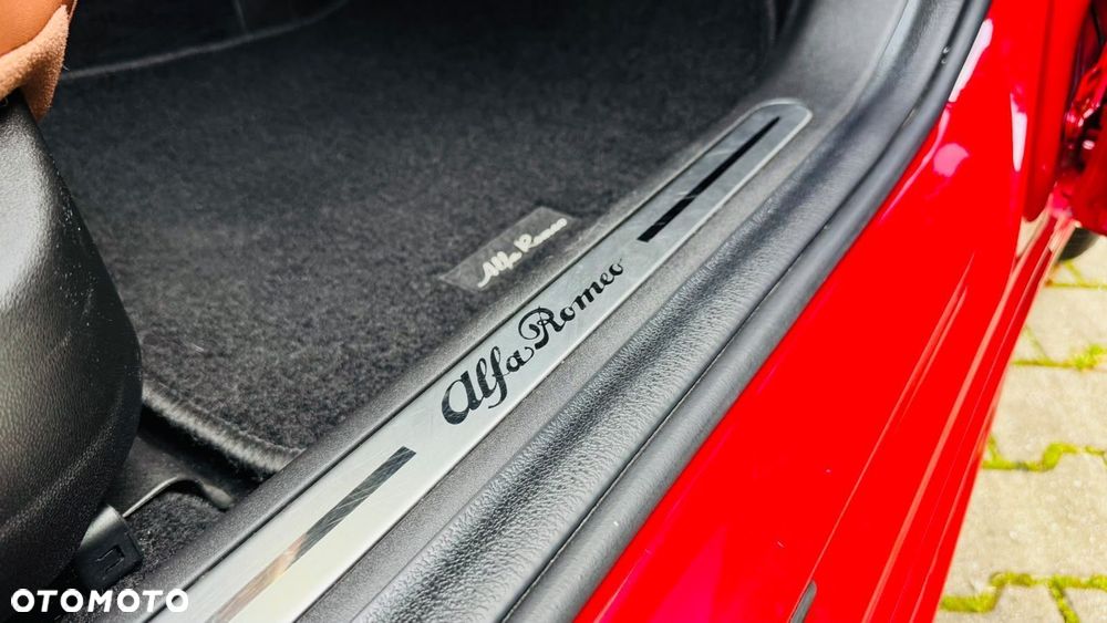 Alfa Romeo Giulietta 1.4 TB MultiAir Exclusive - 16