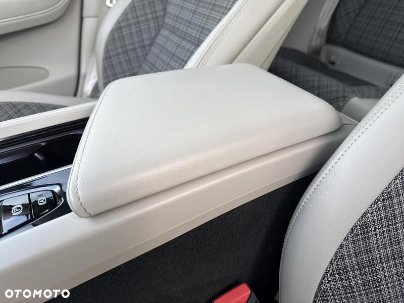Volvo XC 60 - 20