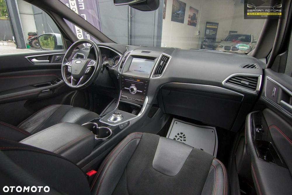 Ford S-Max - 29