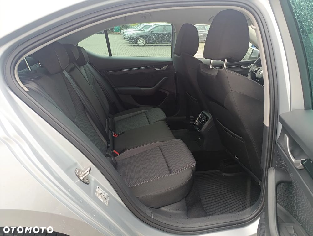 Skoda Octavia 1.5 TSI Selection - 18