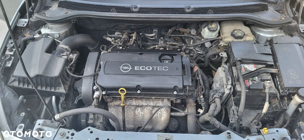 Opel Astra IV 1.6 Active - 17