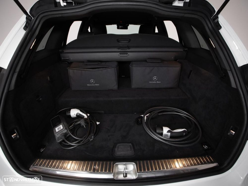 Mercedes-Benz C 300 de T 9G-TRONIC Night Edition - 12