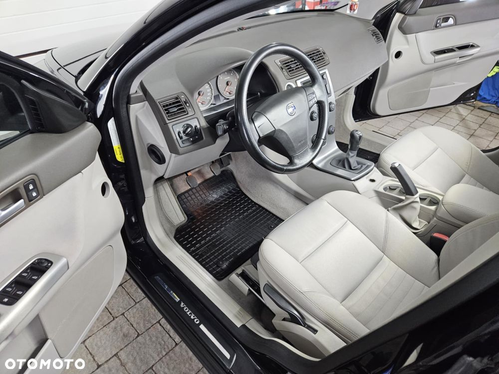 Volvo S40 2.0D - 7