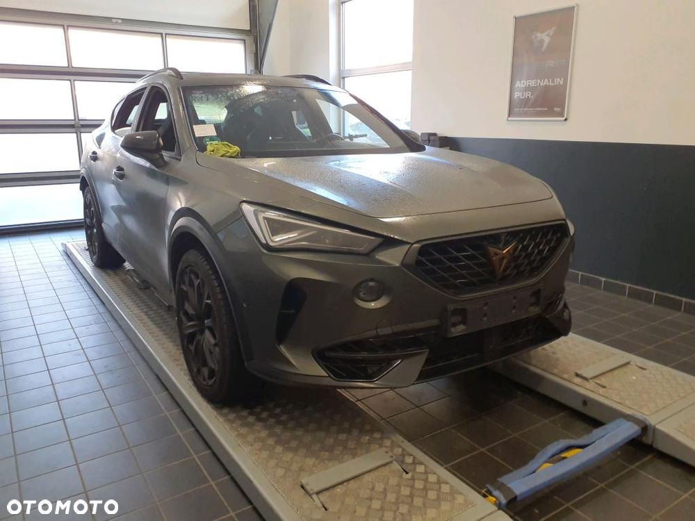 Cupra Formentor 2.0 TSI 4Drive VZ Tribe Edition DSG - 2