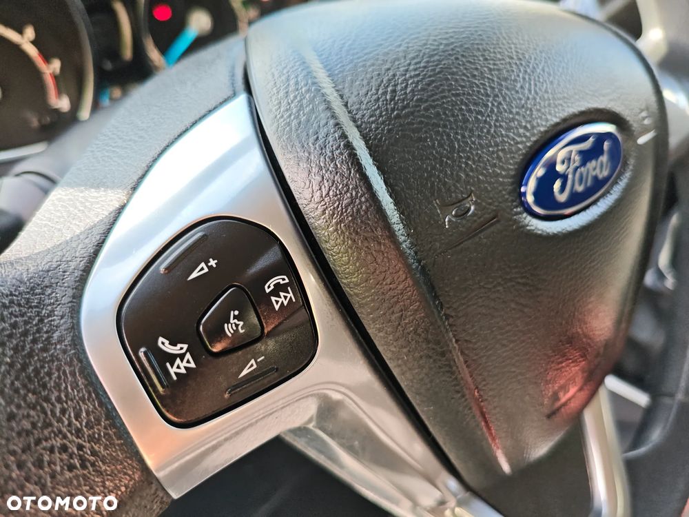 Ford Fiesta 1.25 SYNC Edition - 27