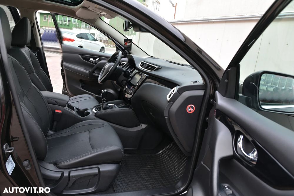 Nissan Qashqai 1.6 DCI Start/Stop 4X4-i Tekna - 11