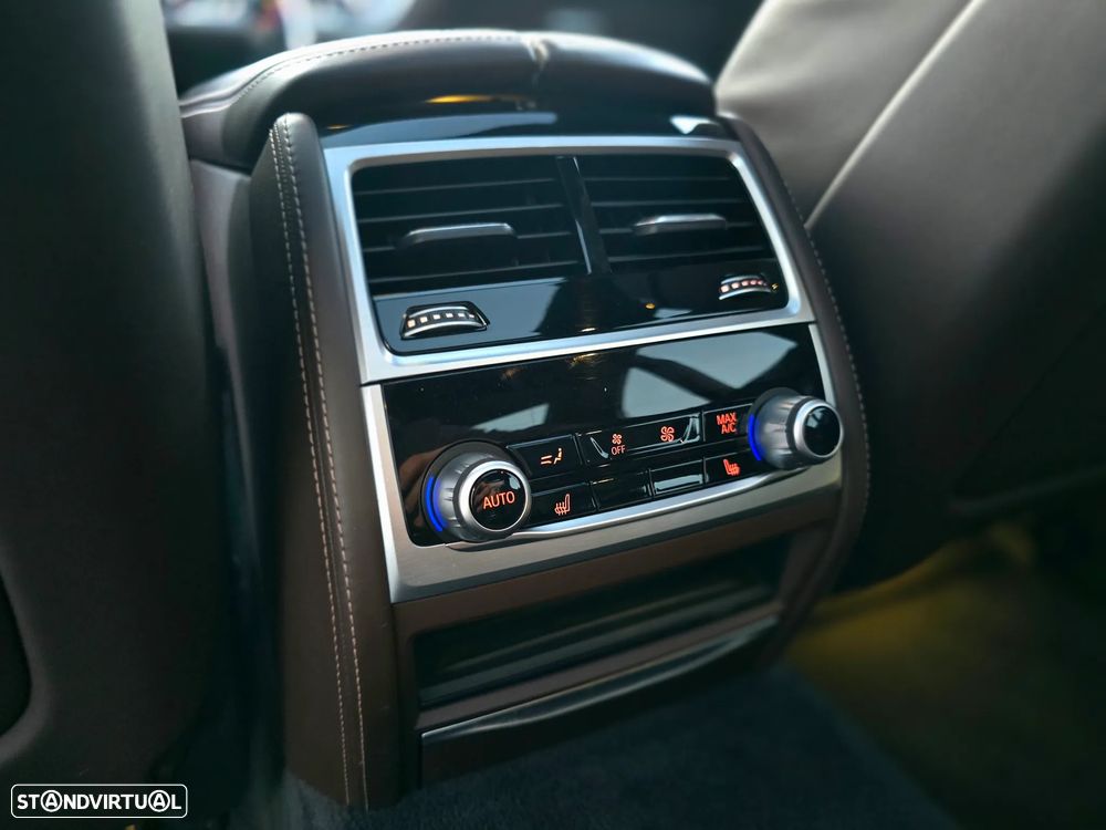 BMW 740 Le xDrive iPerformance Pack M - 45