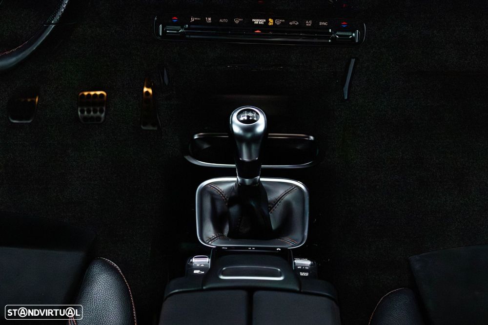 Mercedes-Benz A 160 AMG Line - 21