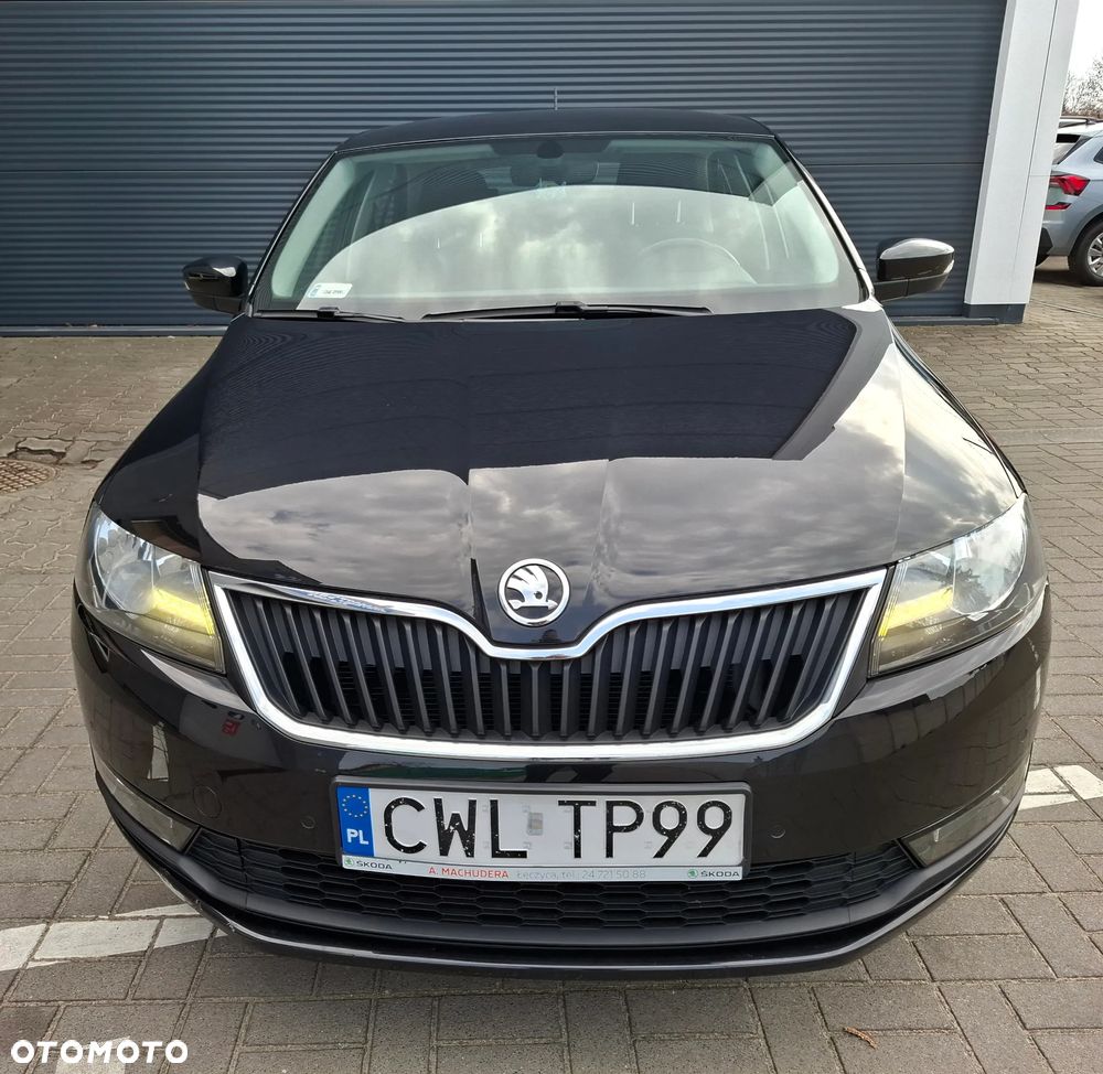 Skoda RAPID 1.6 TDI DPF Ambition - 11