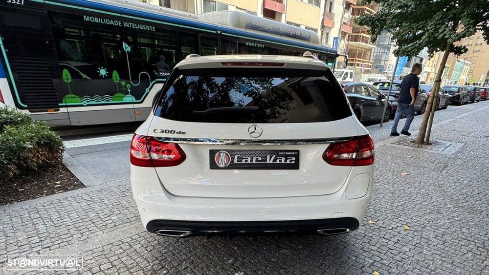 Mercedes-Benz C 300 - 6