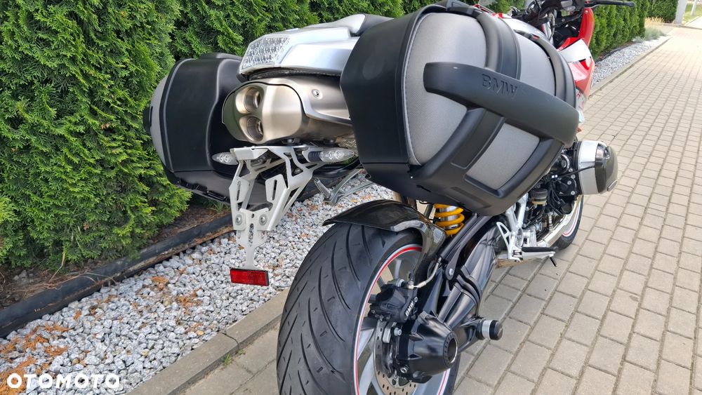 BMW R - 9