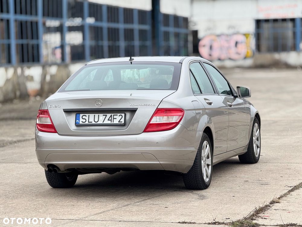 Mercedes-Benz Klasa C - 24