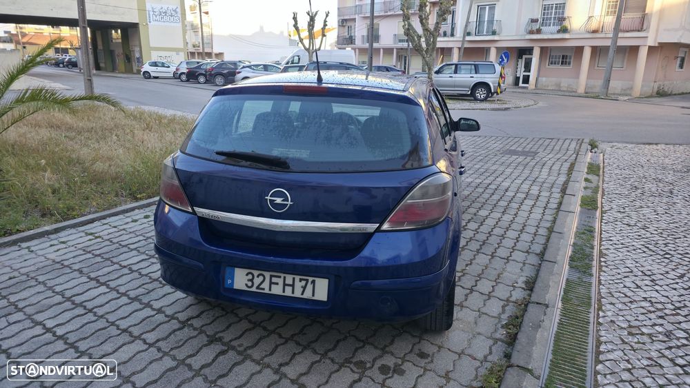 Opel Astra 1.3 CDTI Cosmo - 3