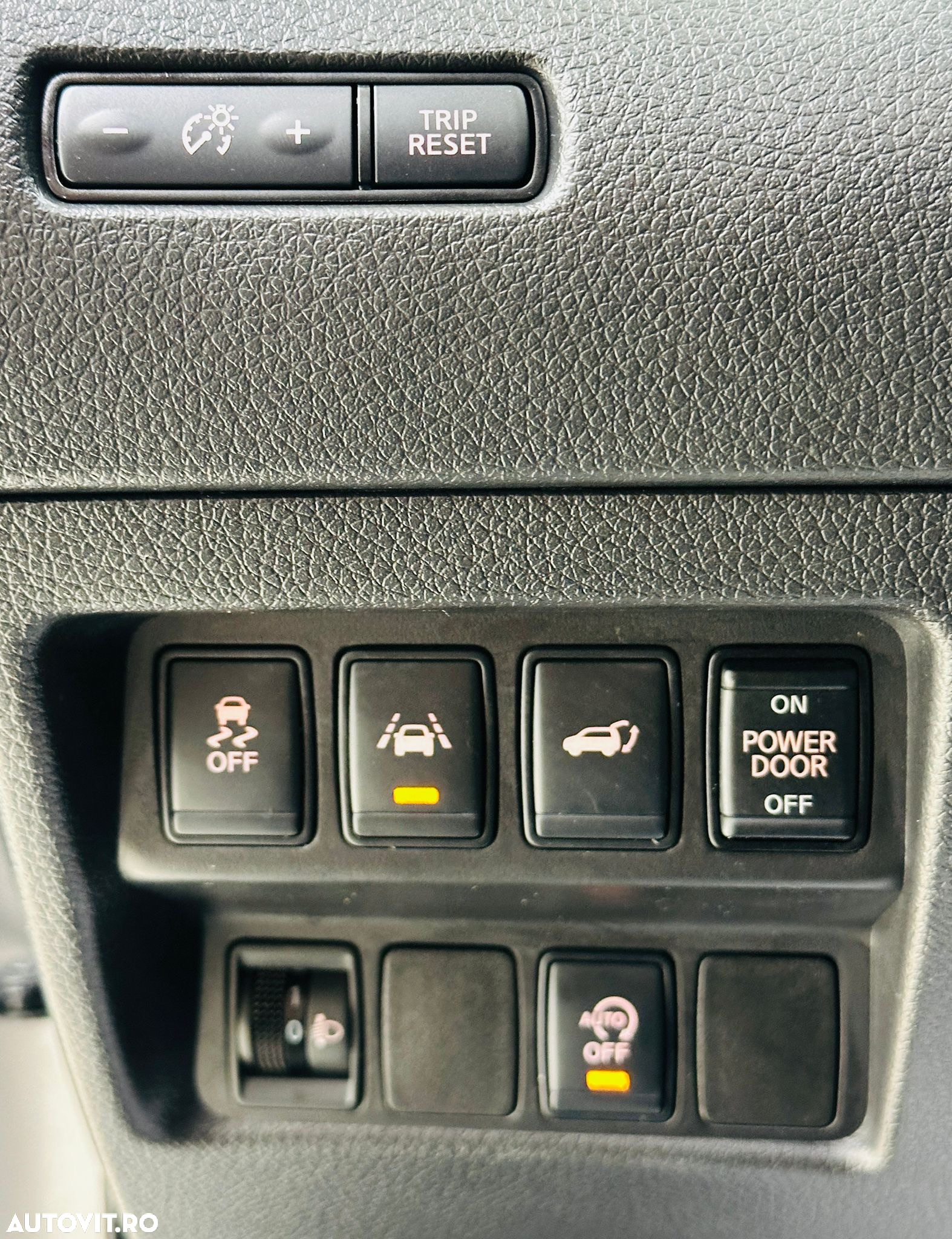 Nissan X-Trail - 18