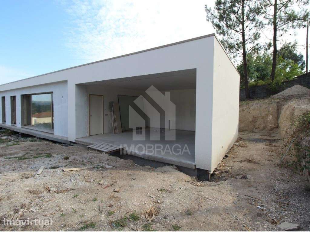 Moradia Geminada T3 Nova para Venda em Rendufinho - Póvoa de Lanhoso - Grande imagem: 2/38