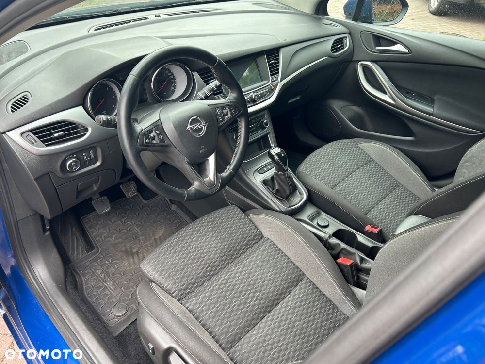 Opel Astra - 21