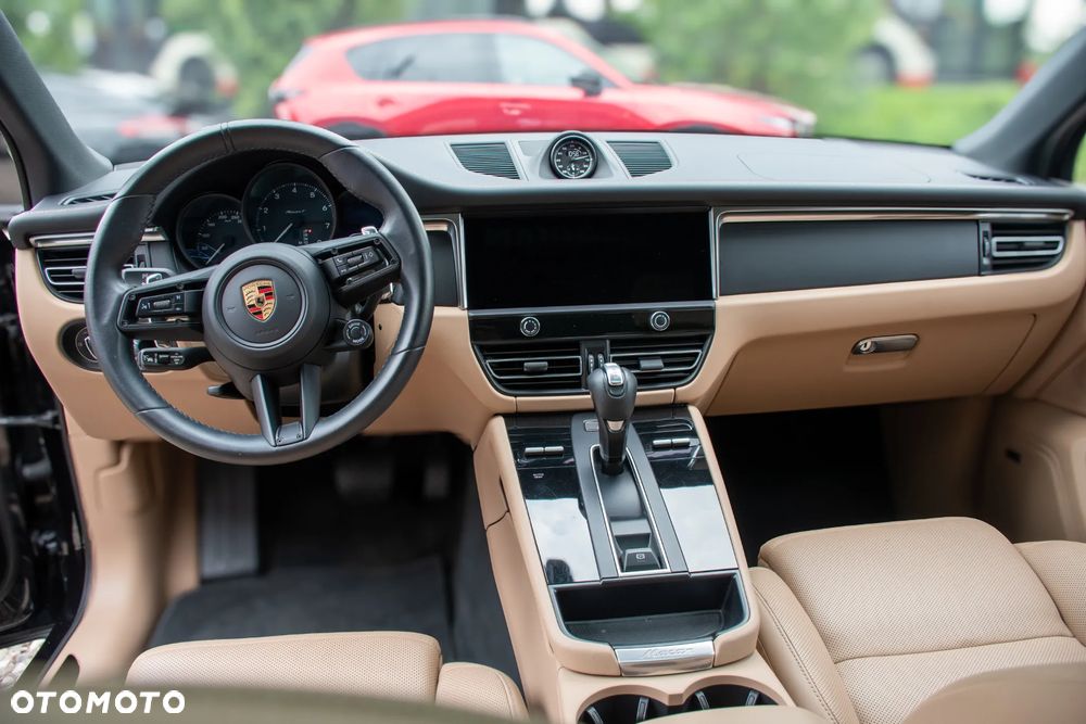 Porsche Macan T - 7