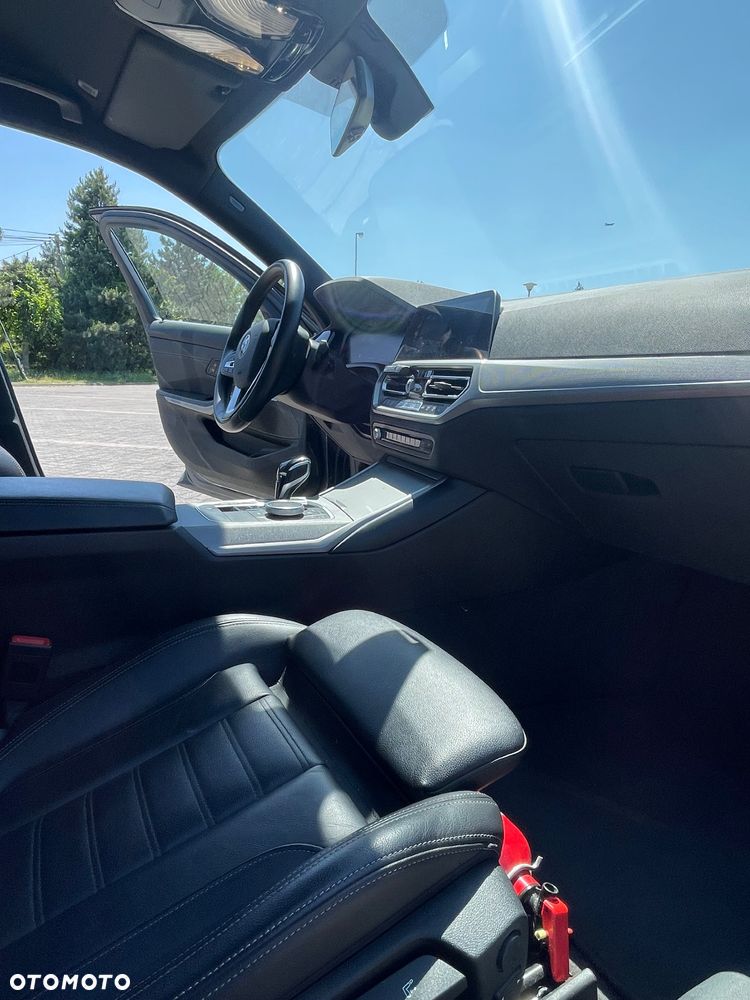 BMW Seria 3 330e Advantage - 21