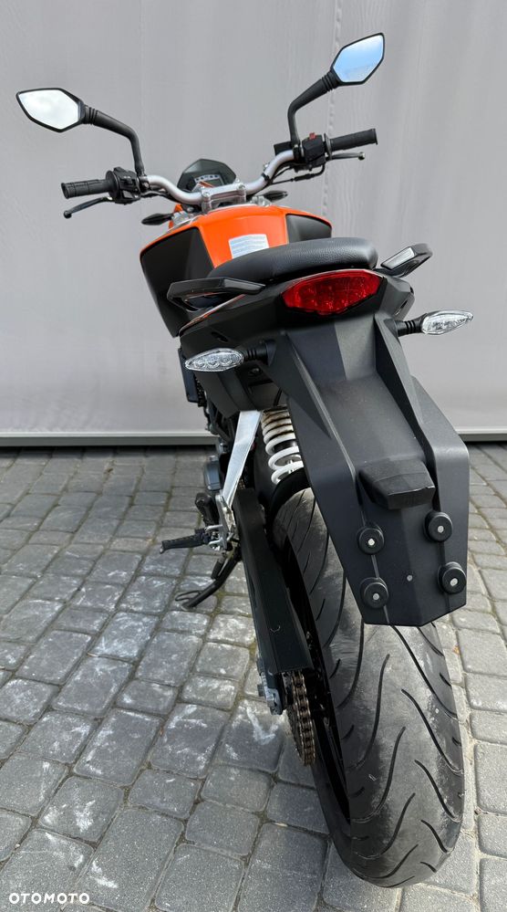 KTM Duke 125 - 14