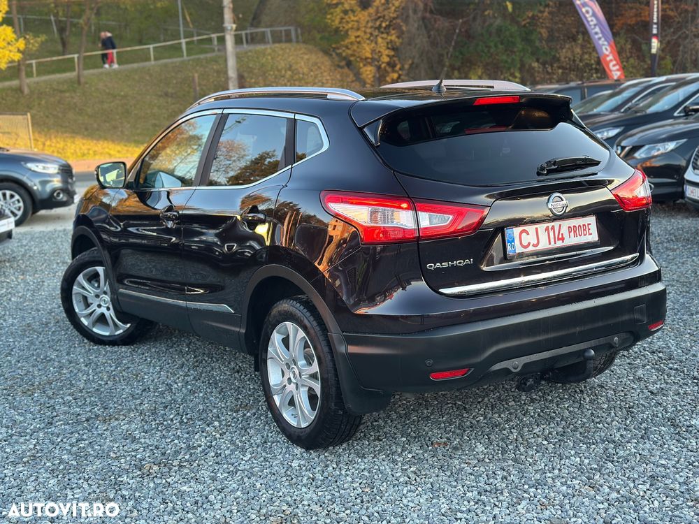 Nissan Qashqai 1.6 DCI 4 x 4 DPF tekna - 3