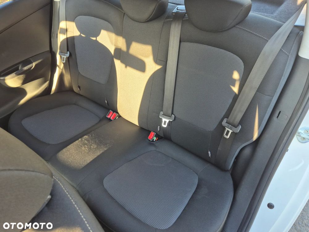 Hyundai i20 - 14