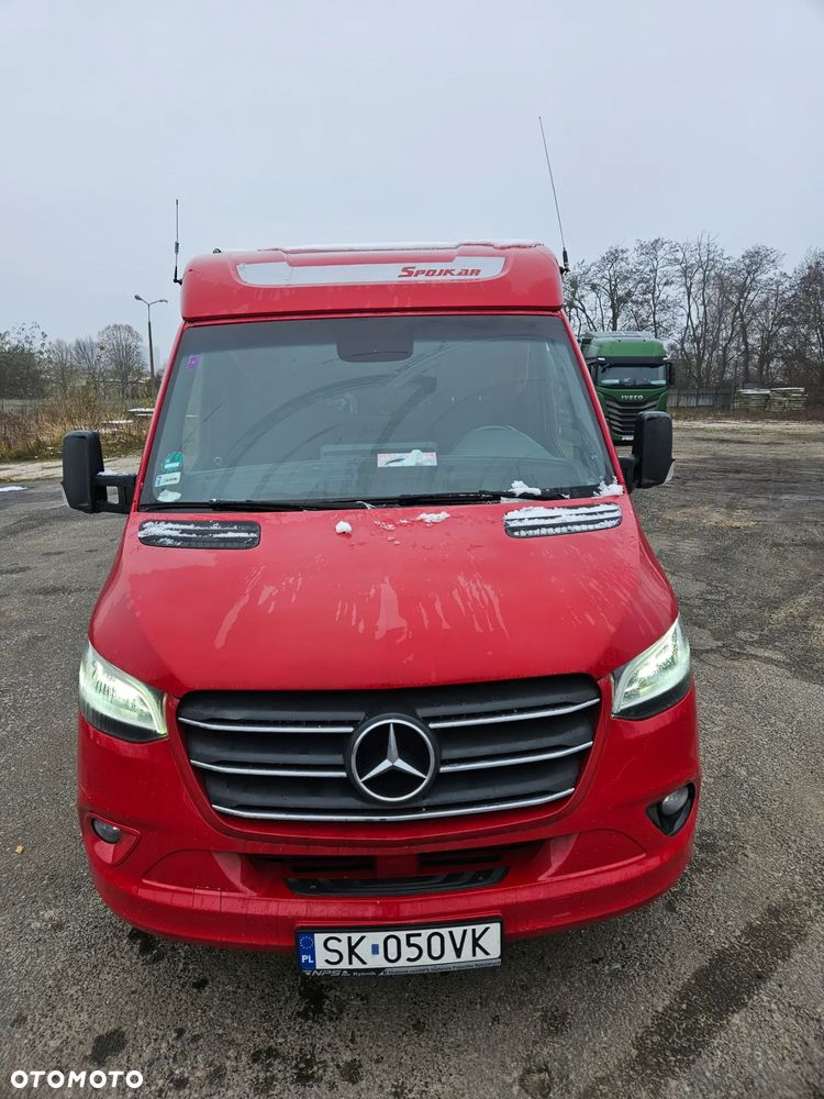 Mercedes-Benz Sprinter - 2