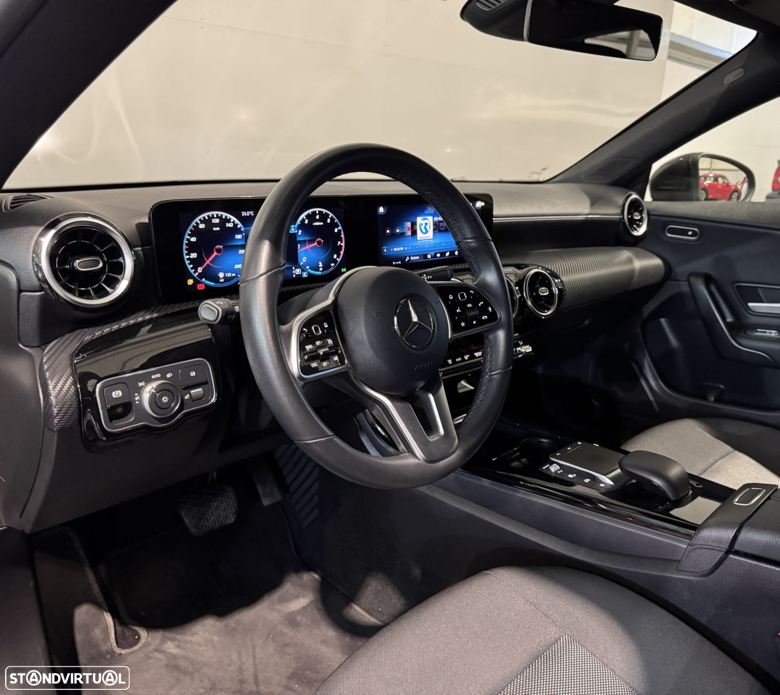 Mercedes-Benz CLA 180 - 14