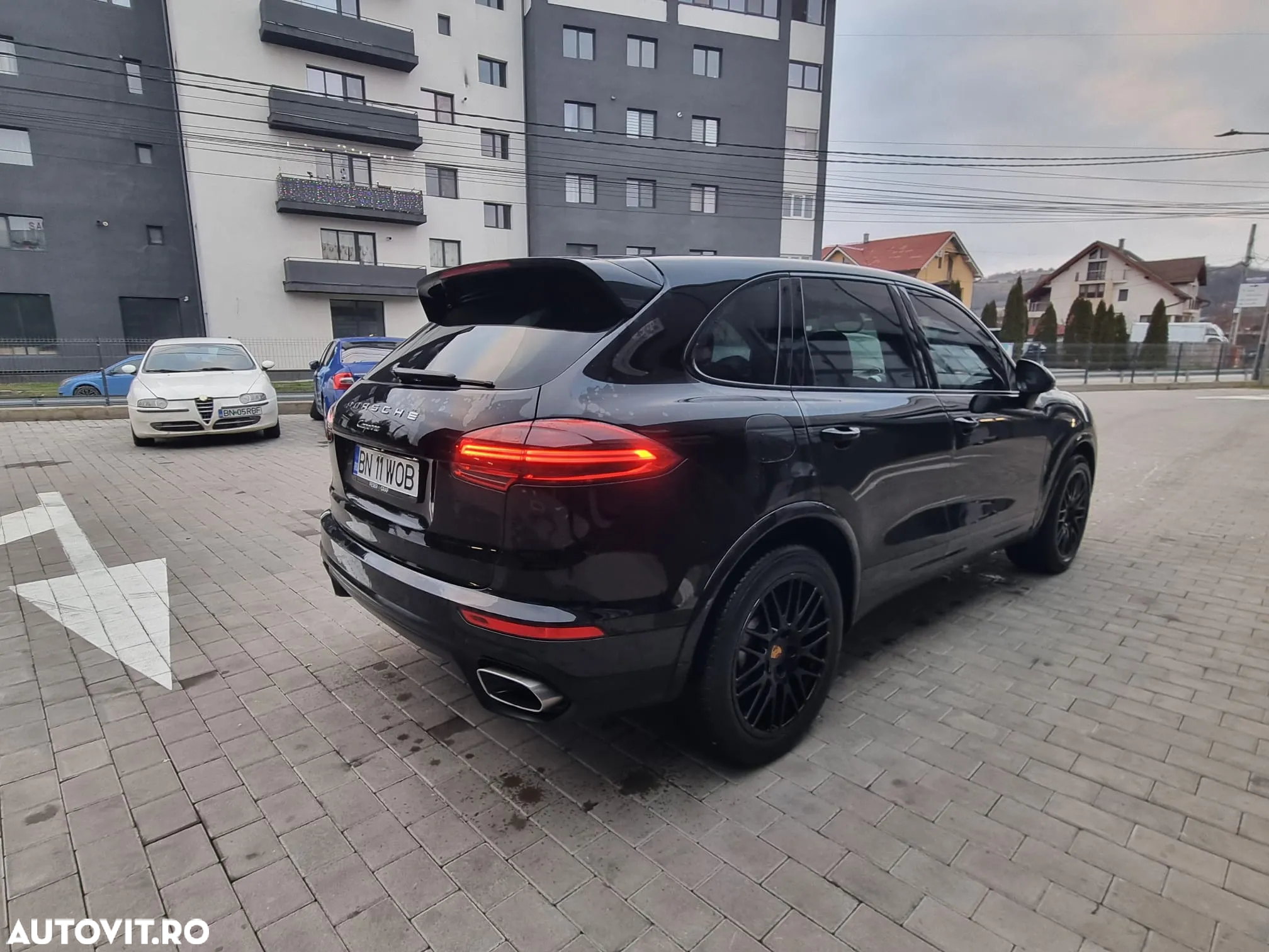 Porsche Cayenne Diesel Platinum Edition - 3