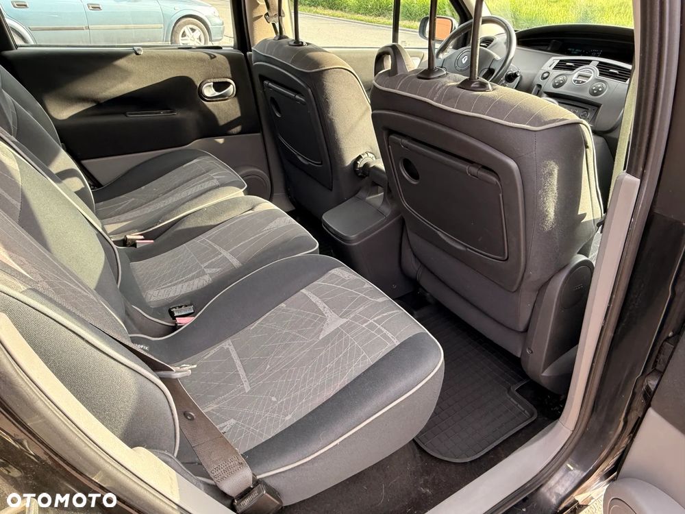 Renault Scenic 2.0 16V Avantage - 18