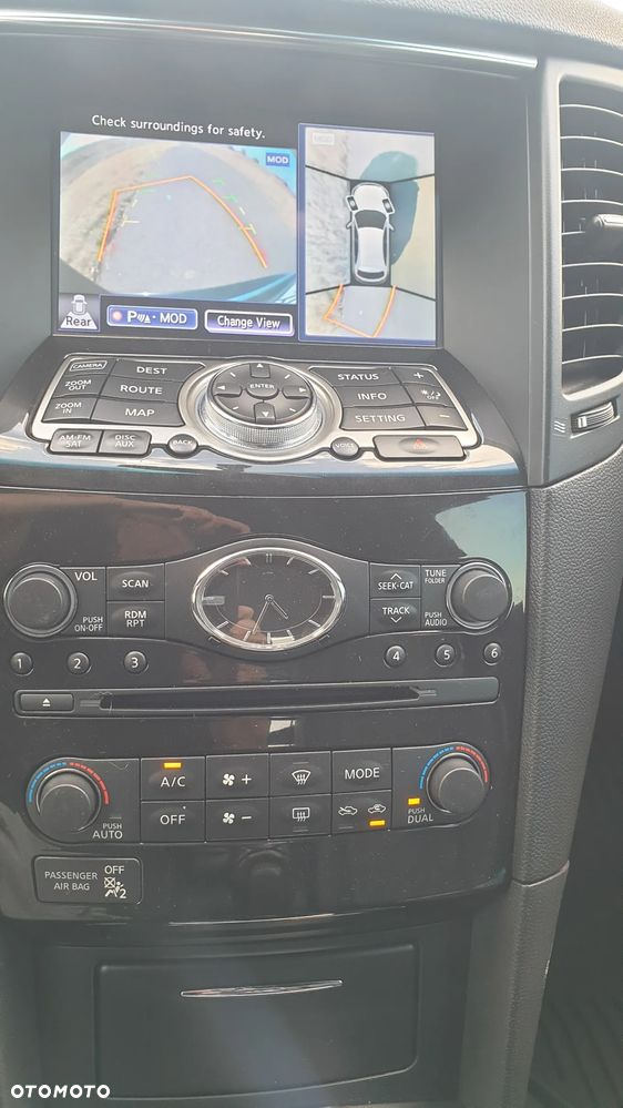 Infiniti QX70 3.7 AWD S Premium - 14