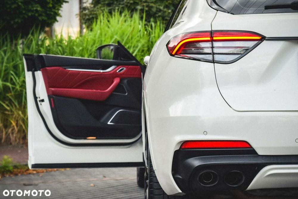 Maserati Levante Q4 GranSport - 40