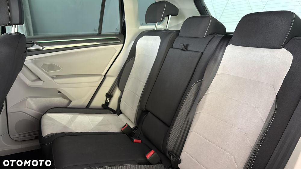 Volkswagen Tiguan 2.0 TDI SCR Elegance DSG - 16