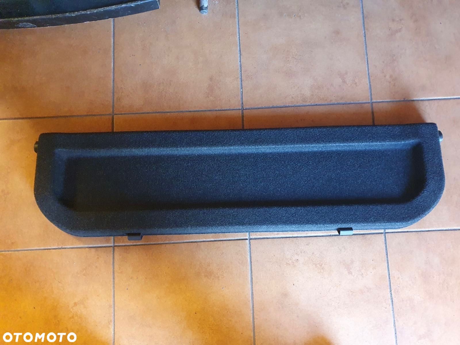 PÓŁKA BAGAŻNIKA SUZUKI SWIFT MK7 10-17 - 1