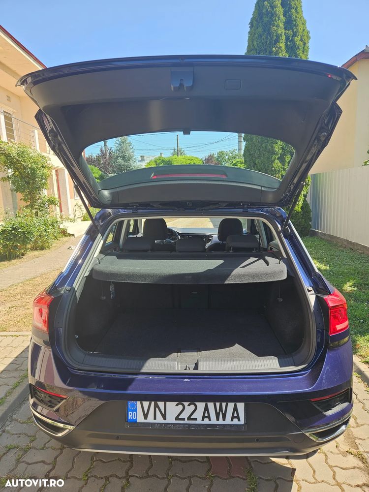 Volkswagen T-Roc - 8