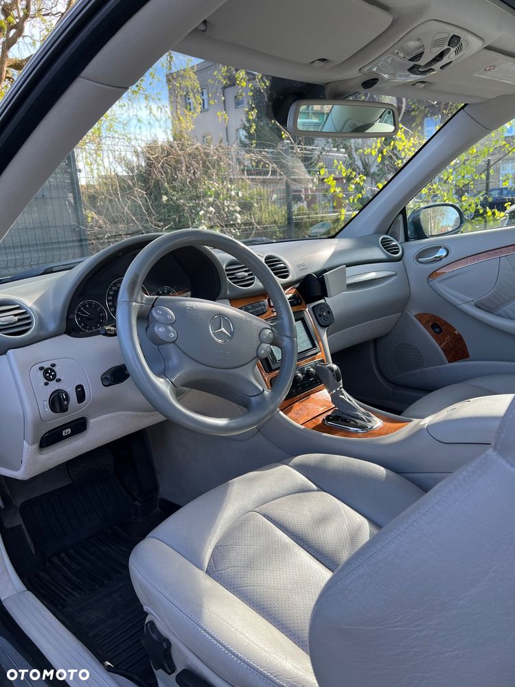 Mercedes-Benz CLK - 6