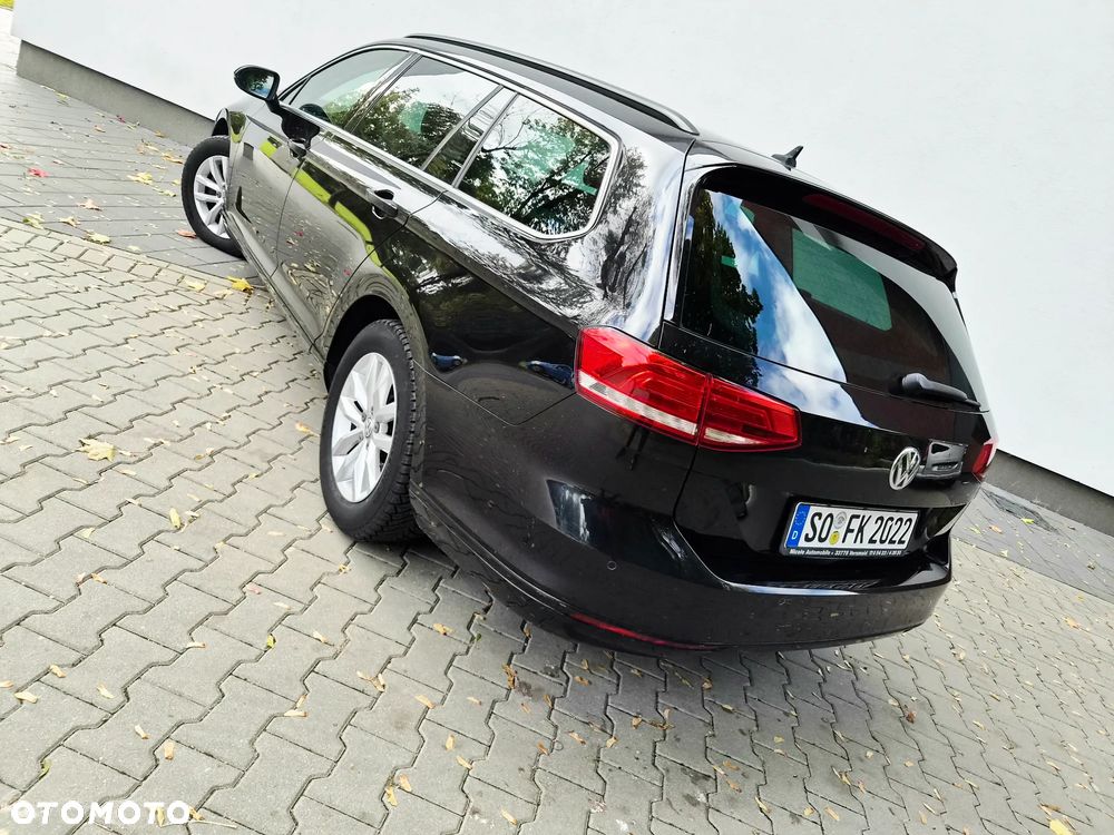 Volkswagen Passat Variant 2.0 TDI BMT Comfortline - 23