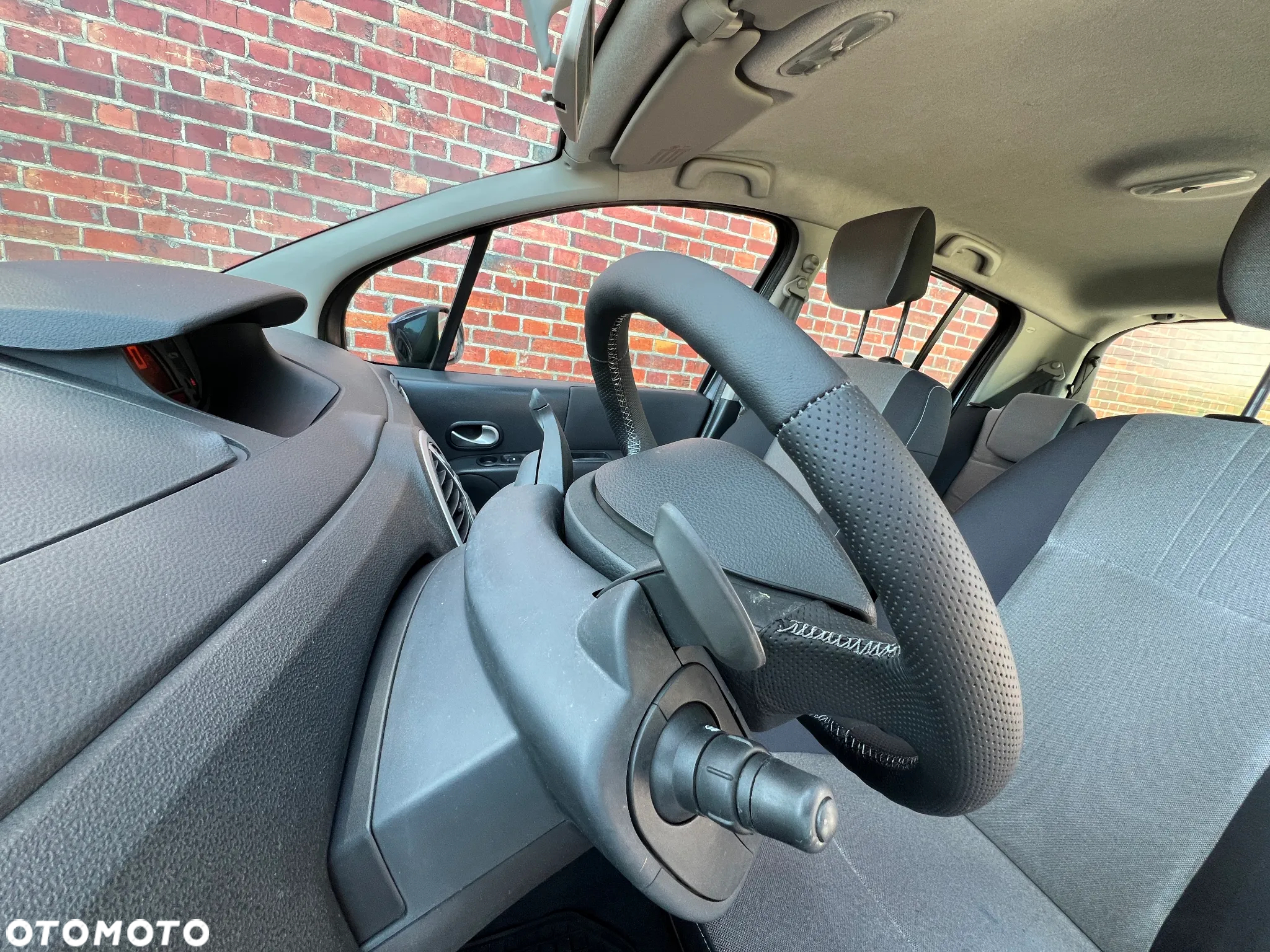 Renault Modus - 13