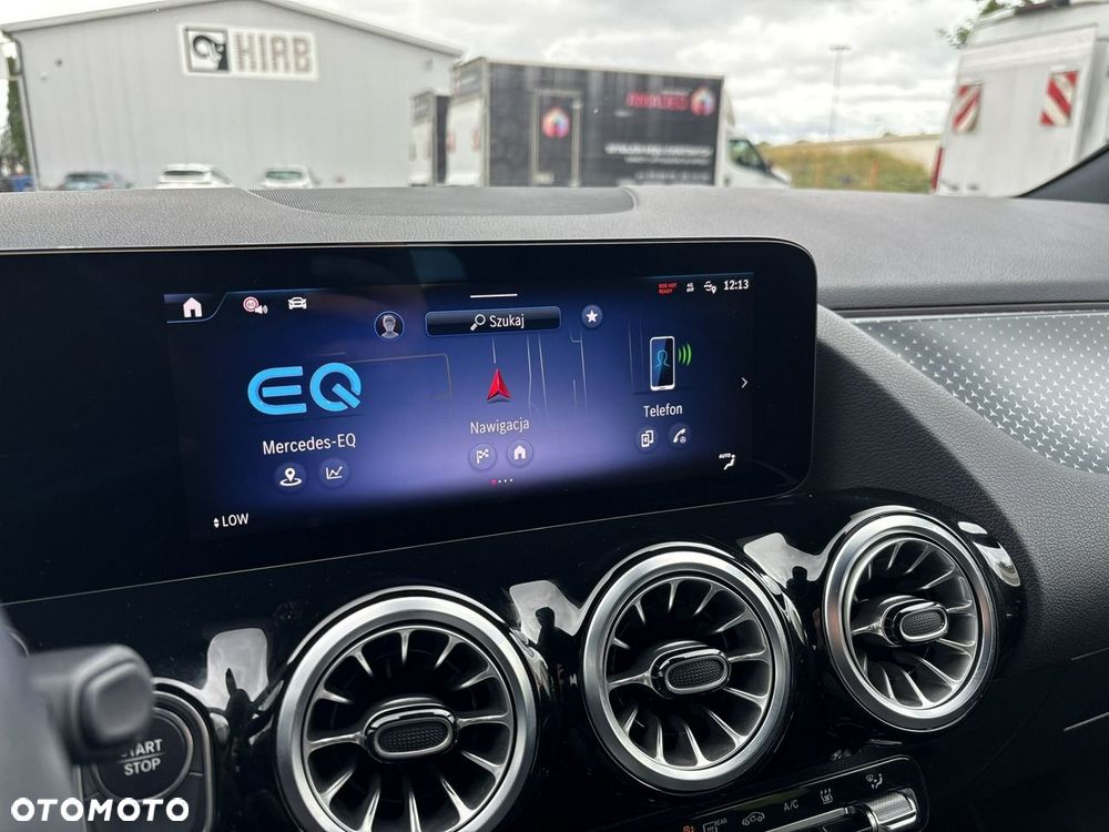 Mercedes-Benz EQA 250+ 70.5kWh Progressive - 24