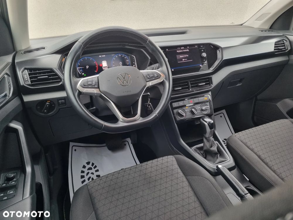 Volkswagen T-Cross - 6