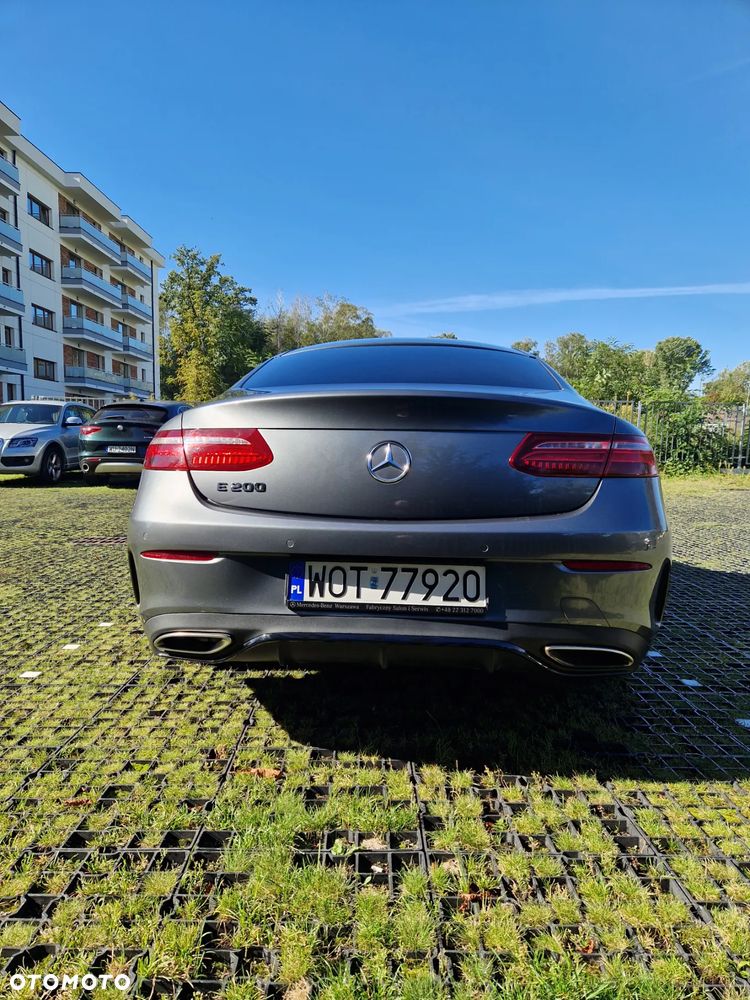 Mercedes-Benz Klasa E 200 Coupe 9G-TRONIC - 18