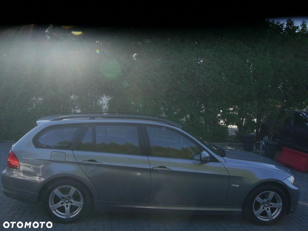 BMW Seria 3 318i Edition Sport - 10