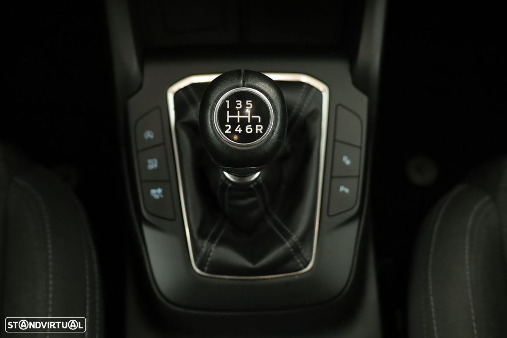 Ford Focus 1.0 EcoBoost Active - 13
