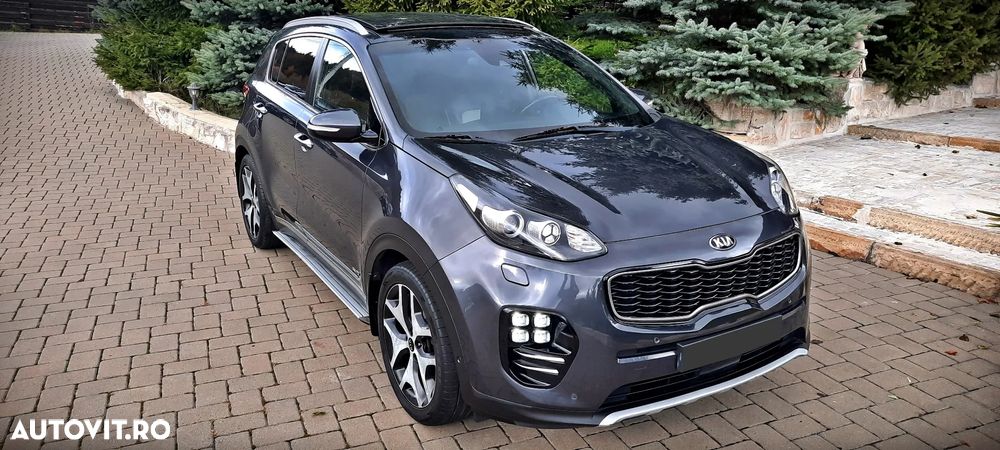 Kia Sportage 2.0 CRDI 4WD Automatik Dream-Team Edition - 23