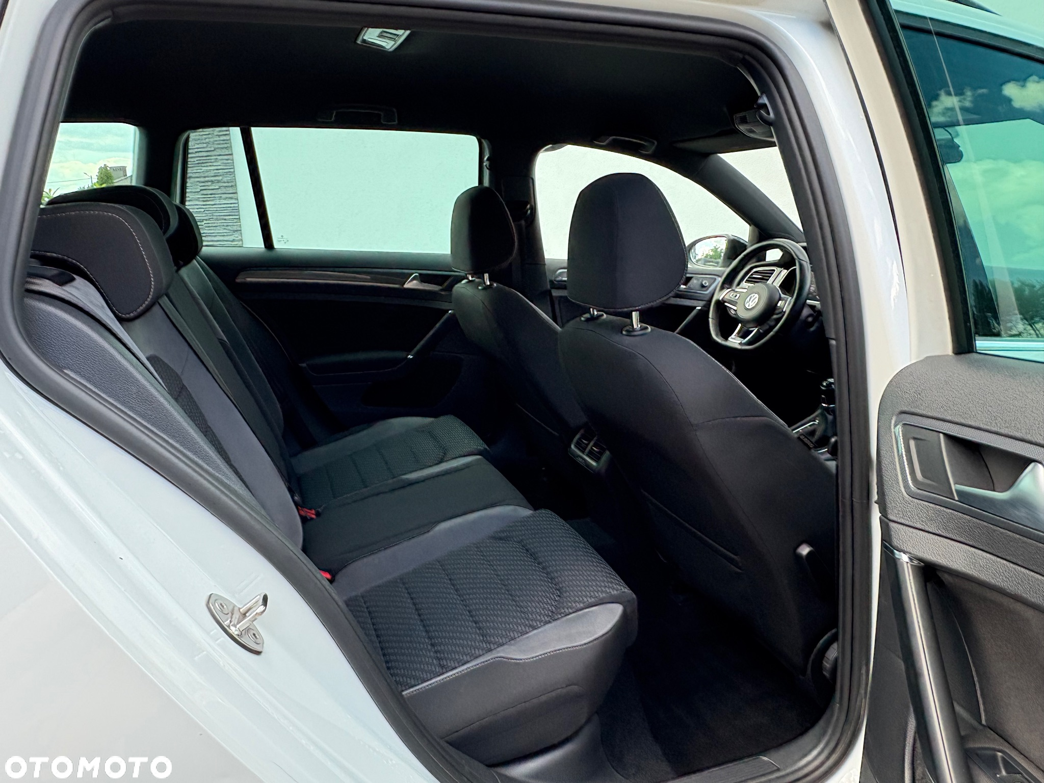 Volkswagen Golf VII 1.6 TDI BMT Highline - 10