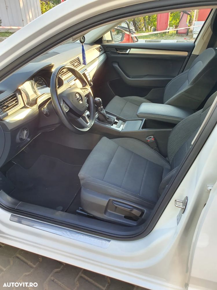 Skoda Superb Combi 1.4 TSI Ambition - 7