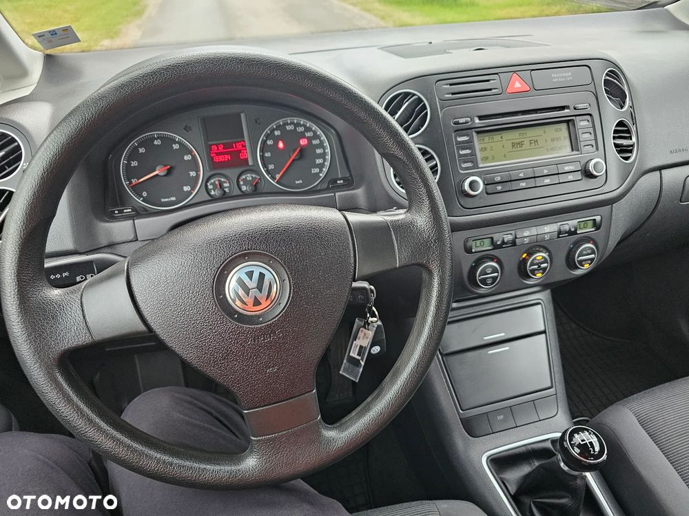 Volkswagen Golf Plus - 9