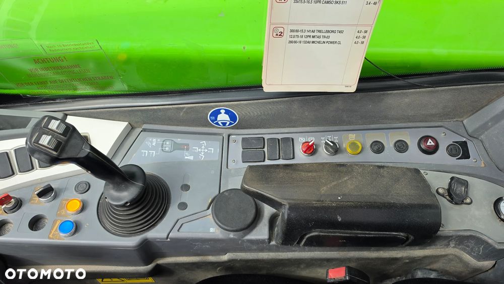 Merlo P27.6 - 11