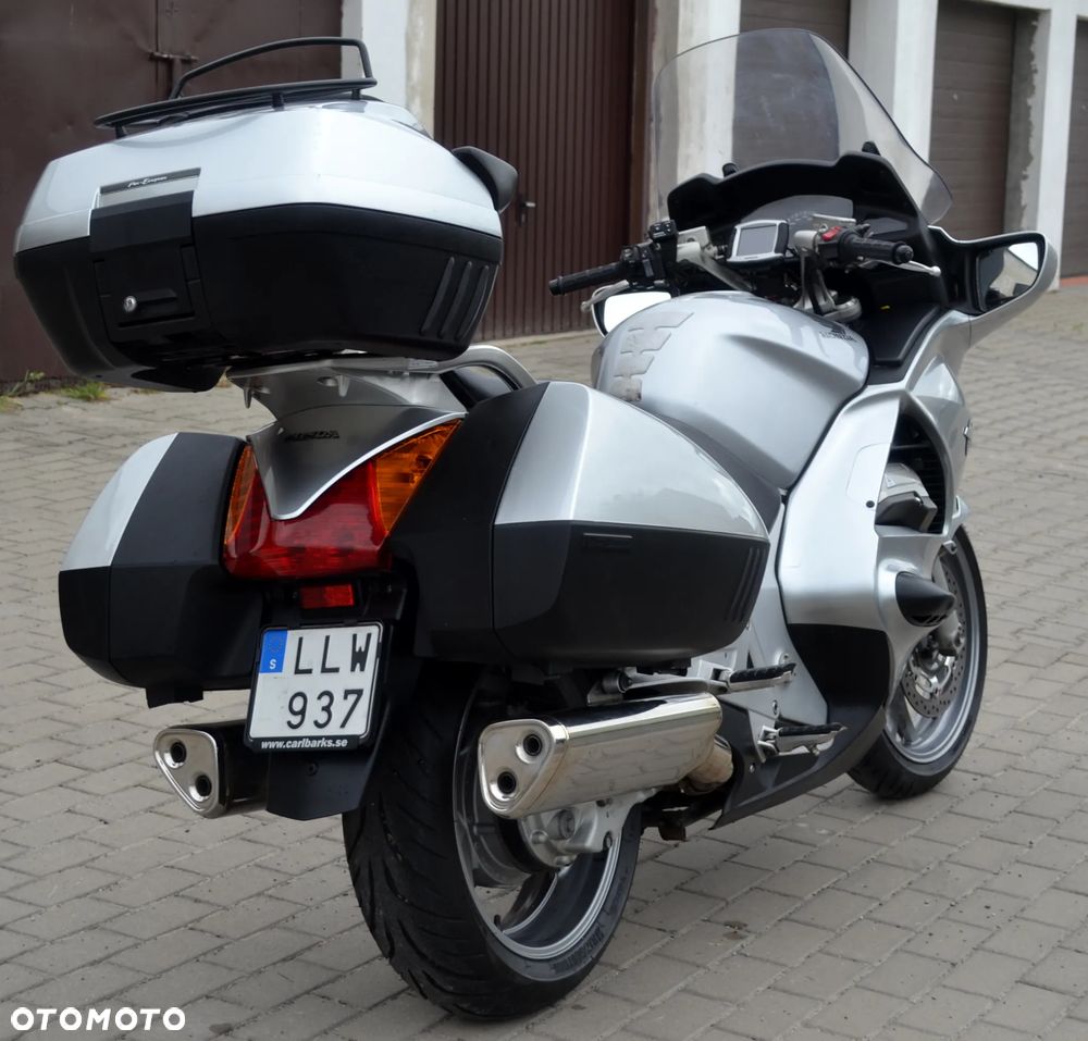 Honda ST - 24
