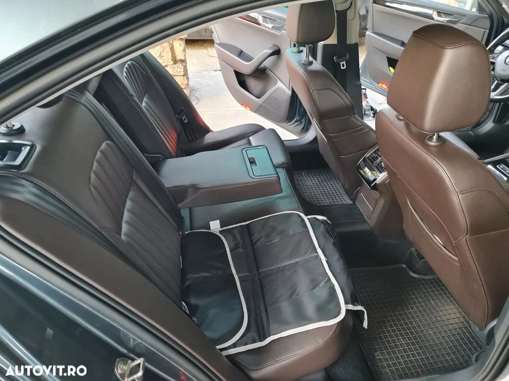 Skoda Superb 2.0 TDI DSG Laurin & Klement - 13