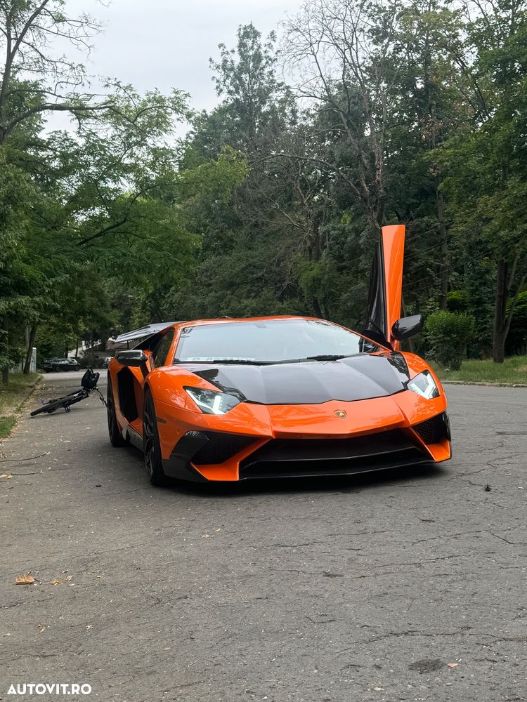 Lamborghini Aventador LP 700-4 - 4